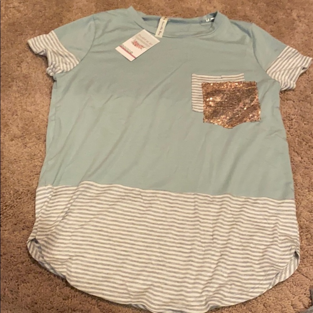 Vanilla Bay Sequin Pocket Top
